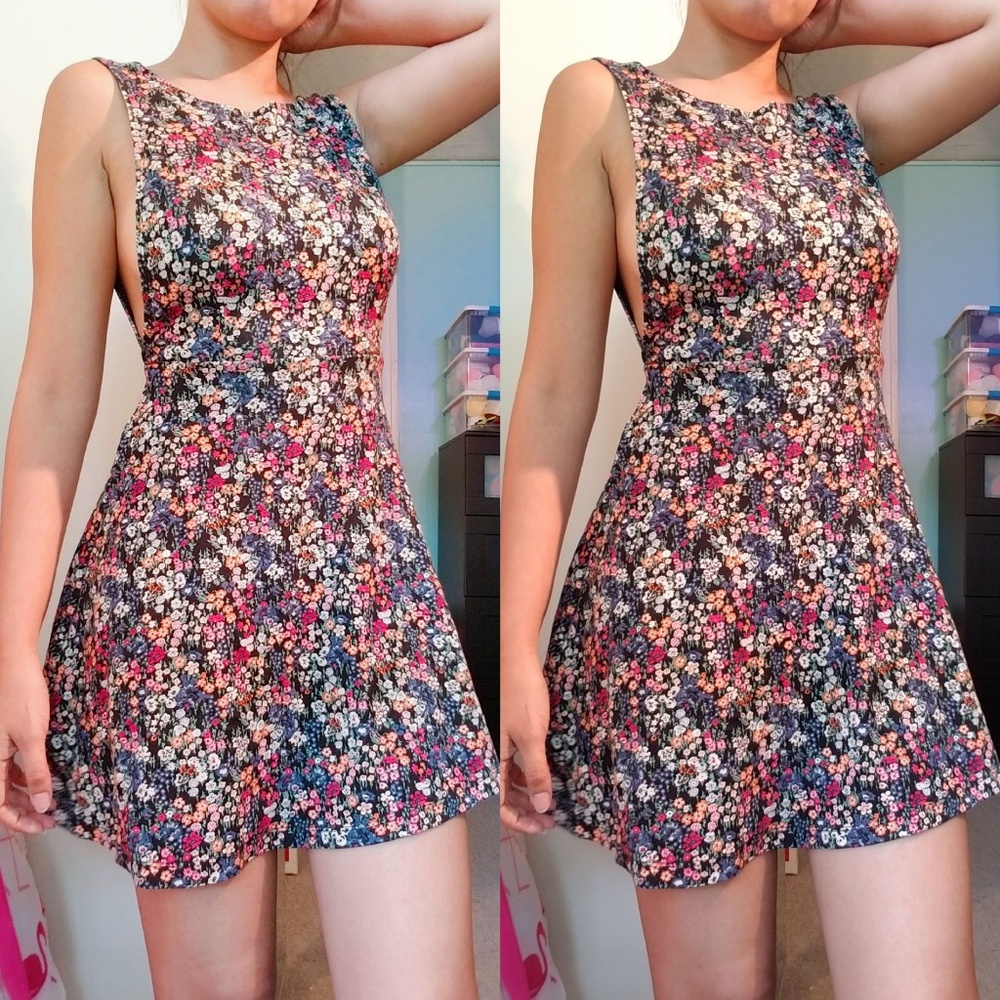 Side boob dress floral dress💖